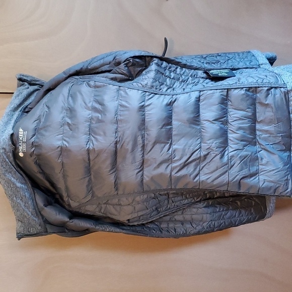 Down Jacket - Picture 3 of 4